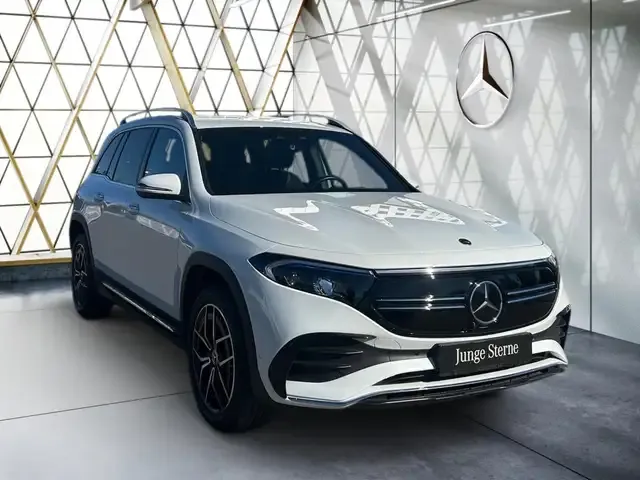 Mercedes-Benz EQB 250