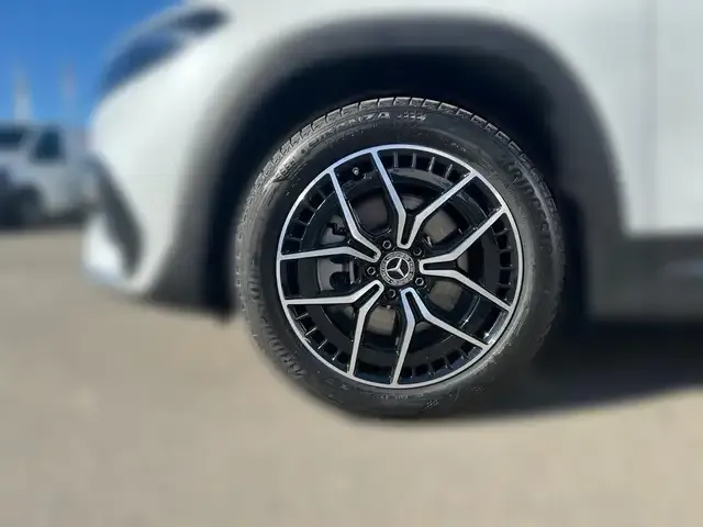 Mercedes-Benz EQB 250