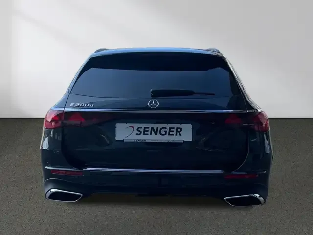 Mercedes-Benz E 200
