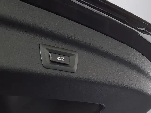 BMW 225