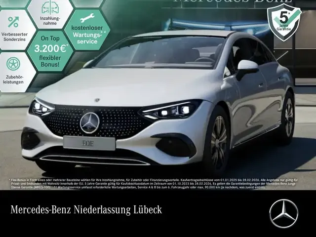 Mercedes-Benz EQE 300
