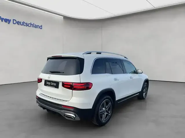 Mercedes-Benz GLB 250