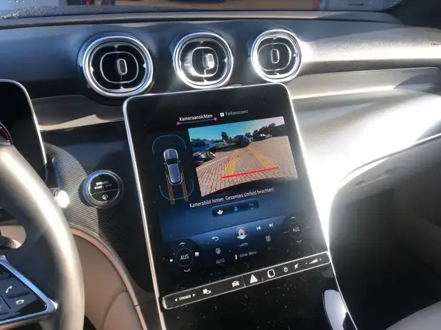 Mercedes-Benz GLC 220