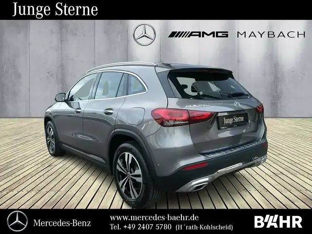 Mercedes-Benz GLA 250