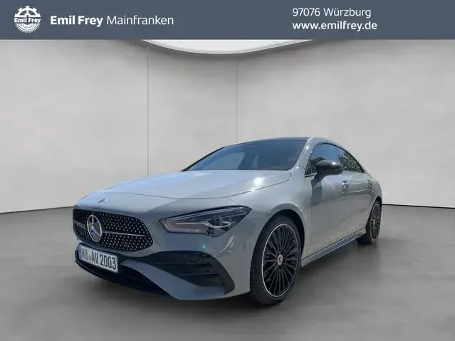 Mercedes-Benz CLA 200