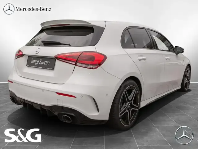 Mercedes-Benz A 35 AMG