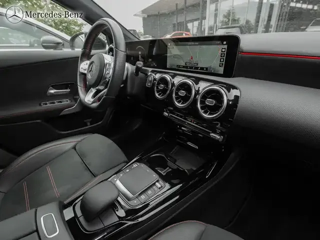 Mercedes-Benz A 35 AMG