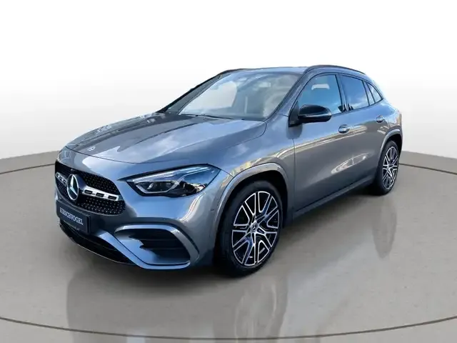 Mercedes-Benz GLA 220