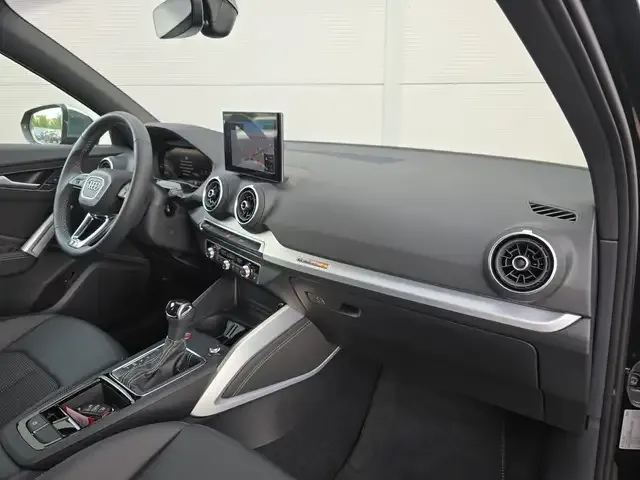 Audi SQ2