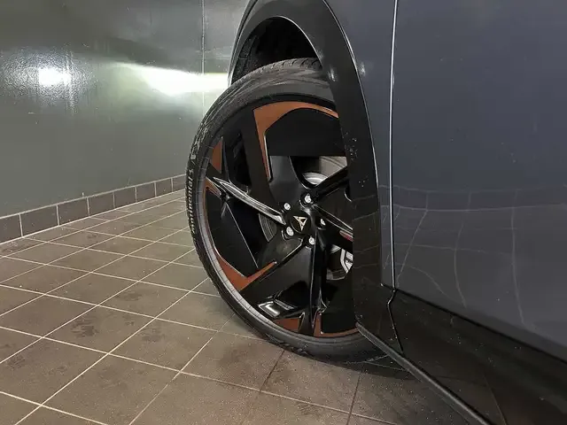 CUPRA Tavascan