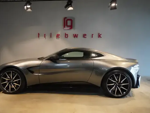 Aston Martin Vantage