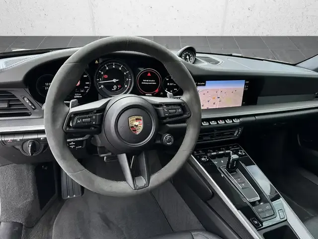 Porsche 992