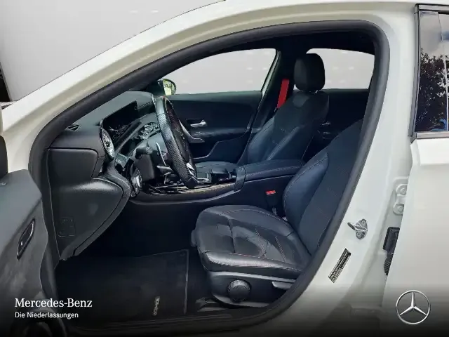 Mercedes-Benz A 35 AMG