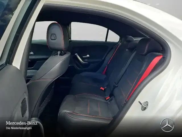 Mercedes-Benz A 35 AMG