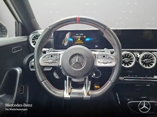 Mercedes-Benz A 35 AMG