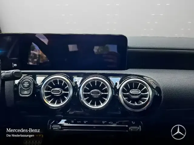 Mercedes-Benz A 35 AMG