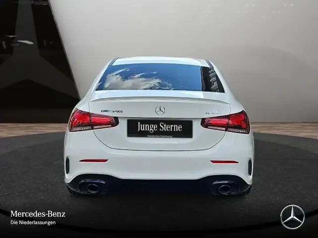 Mercedes-Benz A 35 AMG