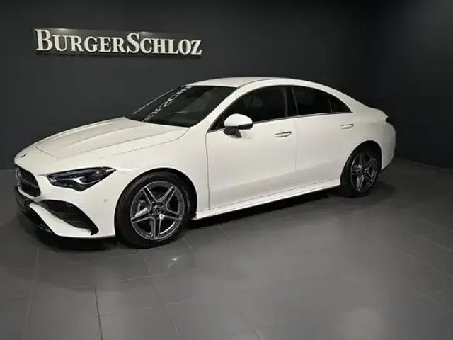 Mercedes-Benz CLA 180