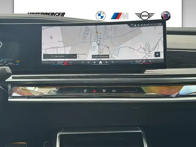 BMW 740