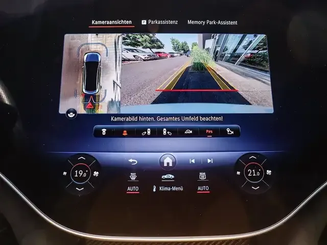 Mercedes-Benz EQE 53