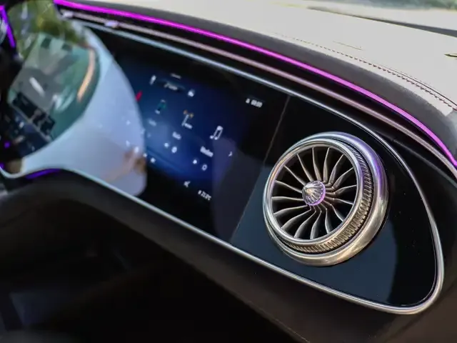Mercedes-Benz EQE 53