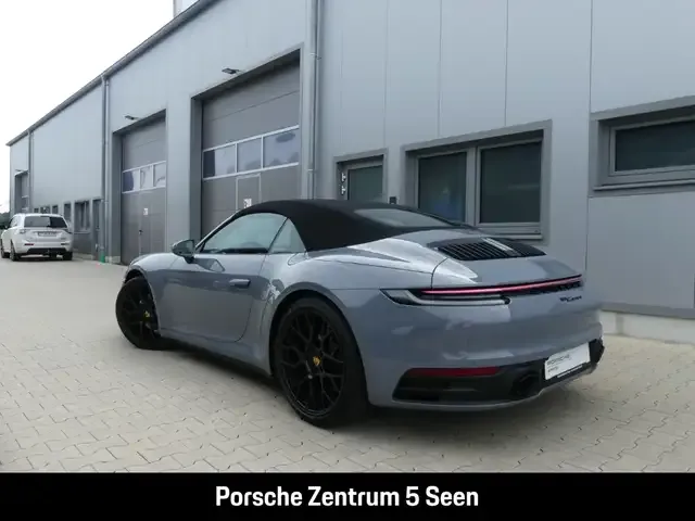 Porsche 992