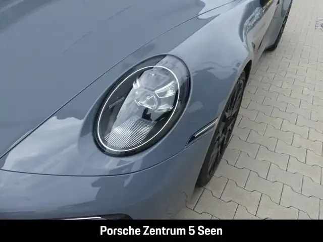 Porsche 992