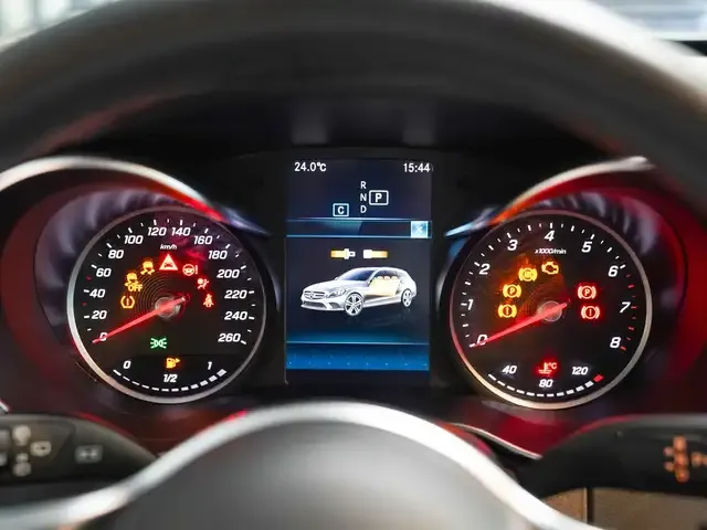 Mercedes-Benz C 180