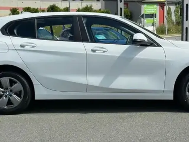BMW 118
