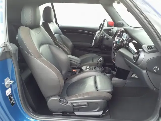 MINI John Cooper Works Cabrio