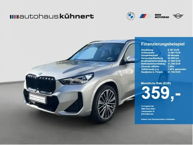BMW iX1