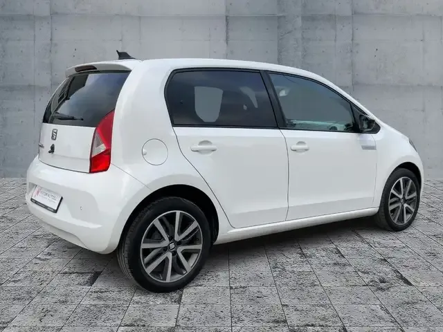 SEAT Mii