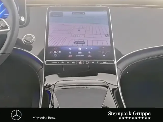 Mercedes-Benz EQE 300