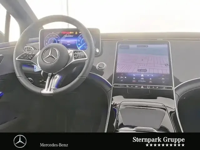 Mercedes-Benz EQE 300
