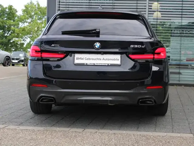 BMW 530