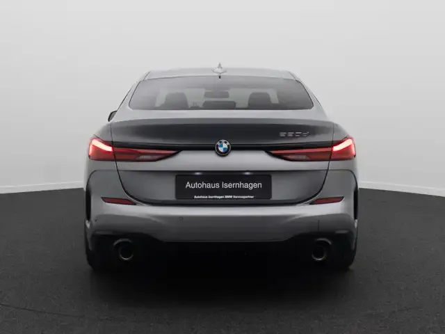 BMW 220