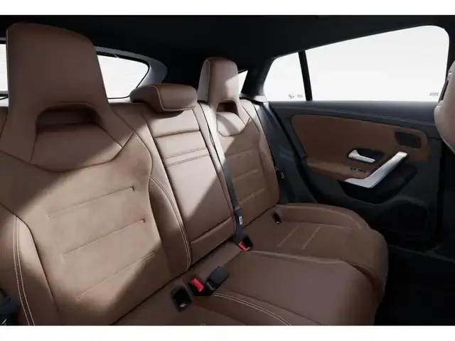 Mercedes-Benz CLA 180