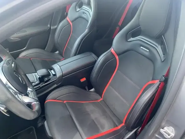 Mercedes-Benz A 45 AMG