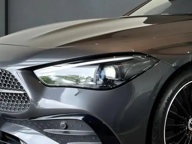 Mercedes-Benz CLE 200