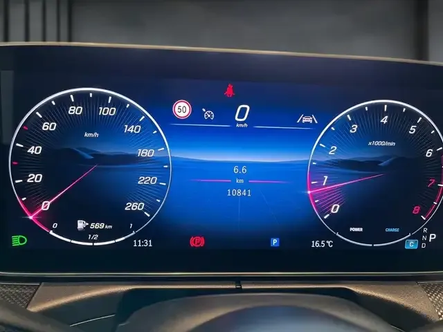 Mercedes-Benz CLE 200