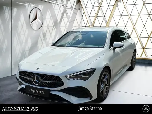 Mercedes-Benz CLA 180