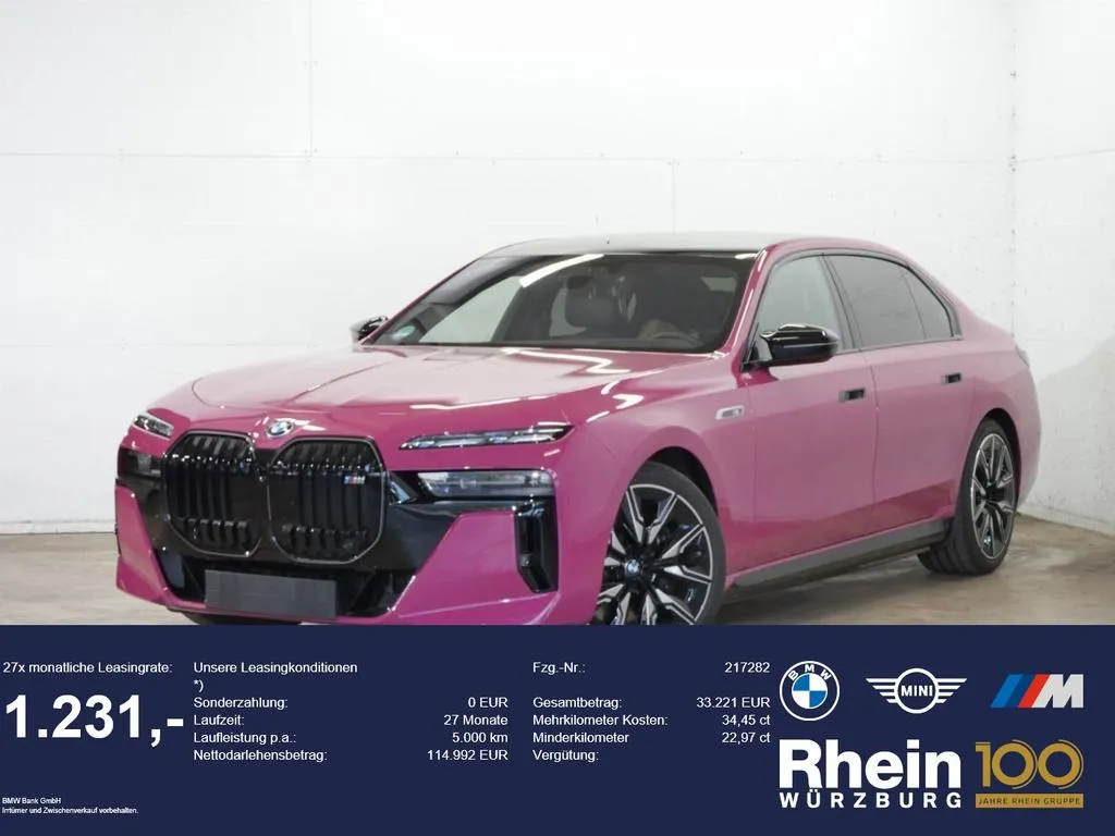BMW i7