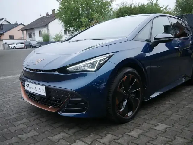 CUPRA Born