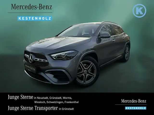 Mercedes-Benz GLA 220