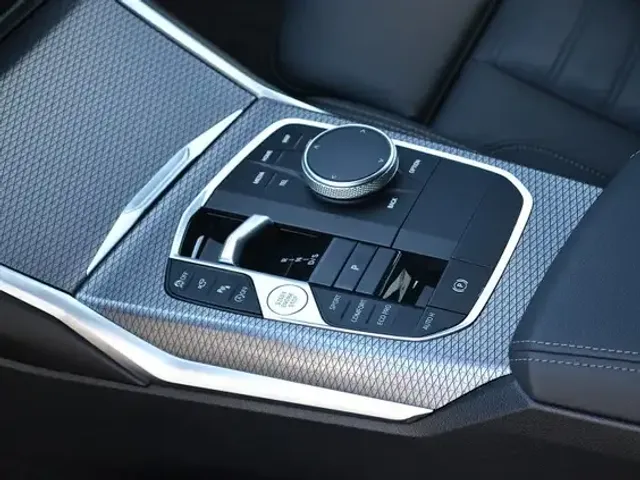 BMW 340