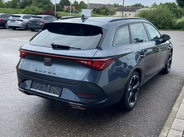 CUPRA Leon