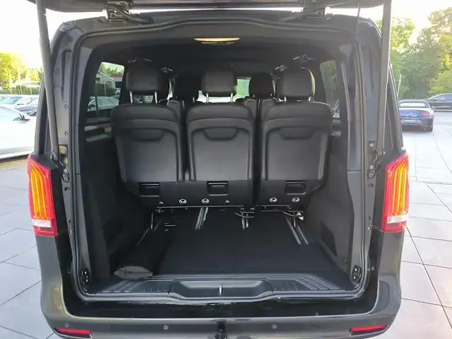 Mercedes-Benz V 250