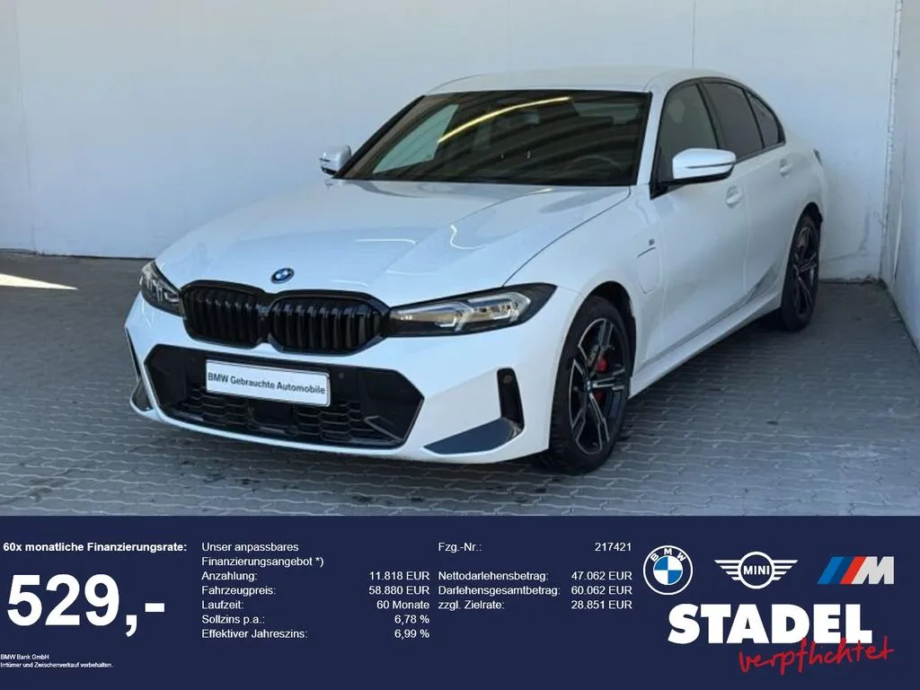 BMW 330