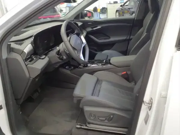 Audi Q6