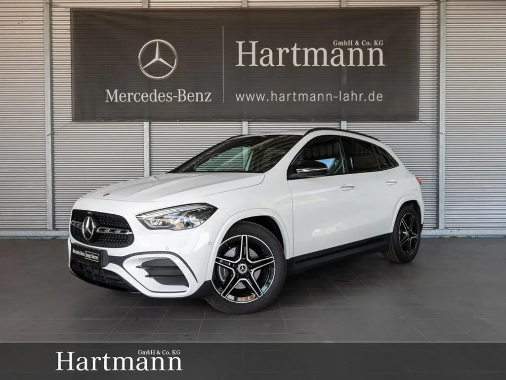 Mercedes-Benz GLA 200
